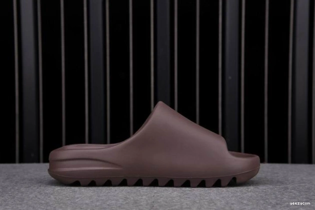 Yeezy Slide Soot Adidas G55495 0930